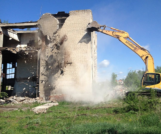 Демонтаж зданий в Коломне и  Московской области